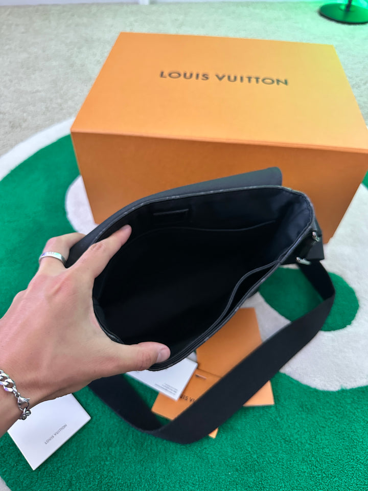 Louis Vuitton Monogram Eclipse District PM Crossbody Messenger Bag Noir Black LP16