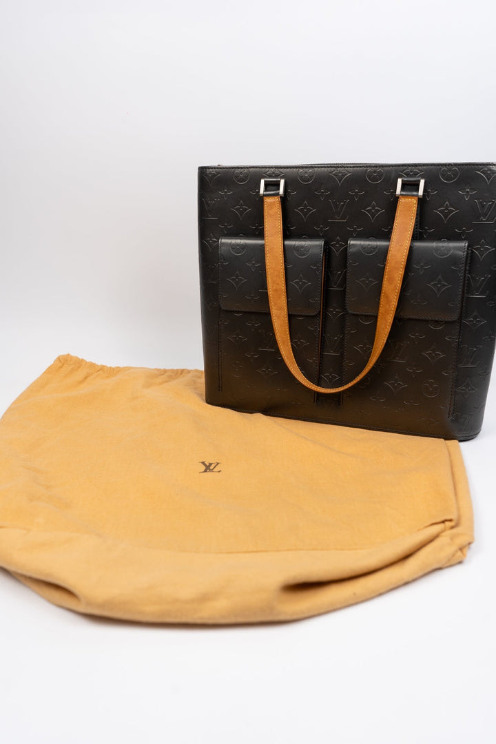 Louis Vuitton Monogram Matte Vernis Wilwood GM Shoulder Bag Black EX12