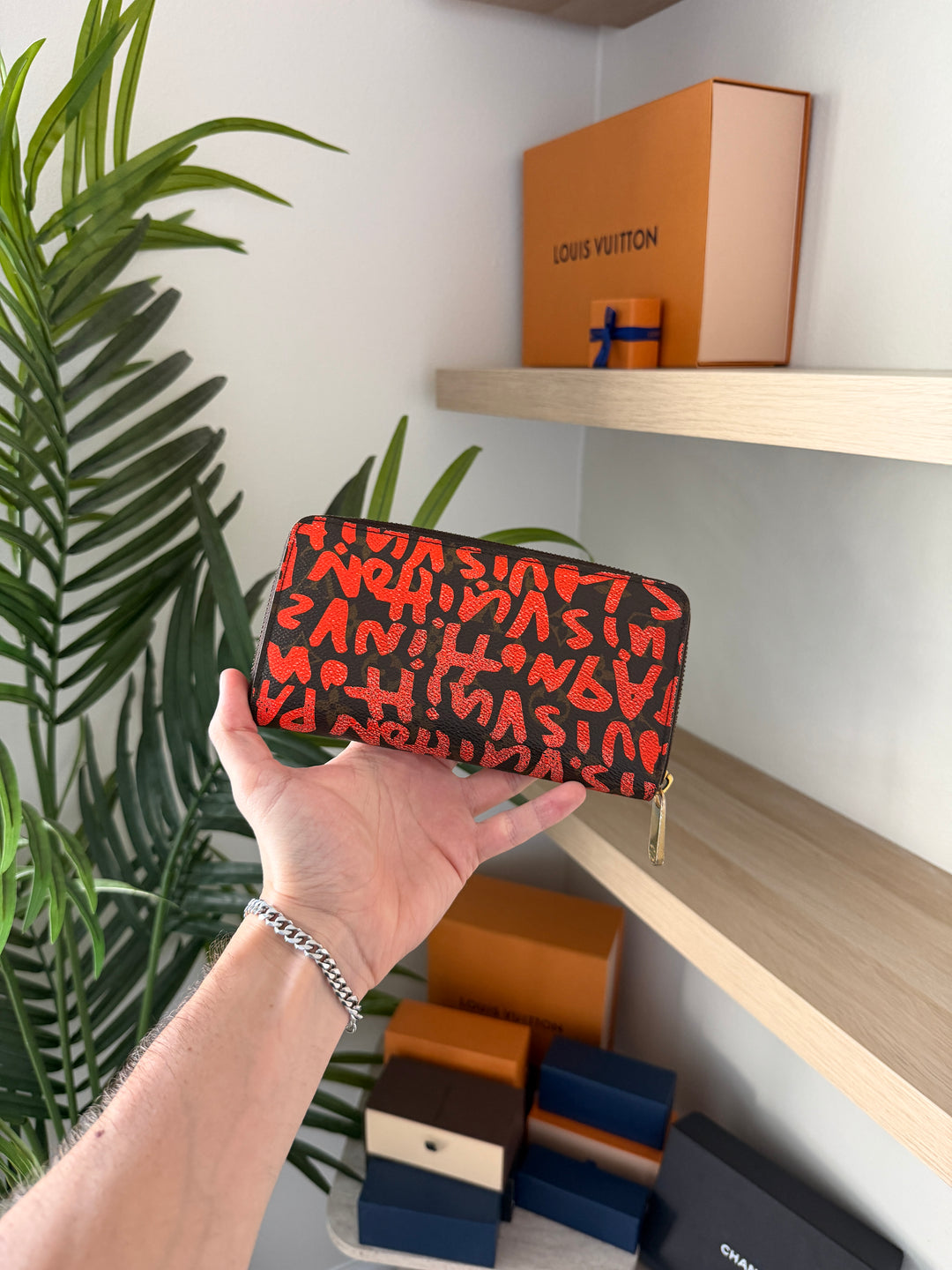 Louis Vuitton Monogram Graffiti Long Zippy Wallet Orange w/Full Inclusion VTR5