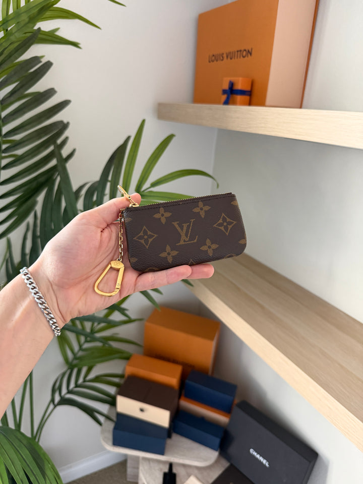 Louis Vuitton Monogram Pochette Cles Coin Wallet Brown VTR7