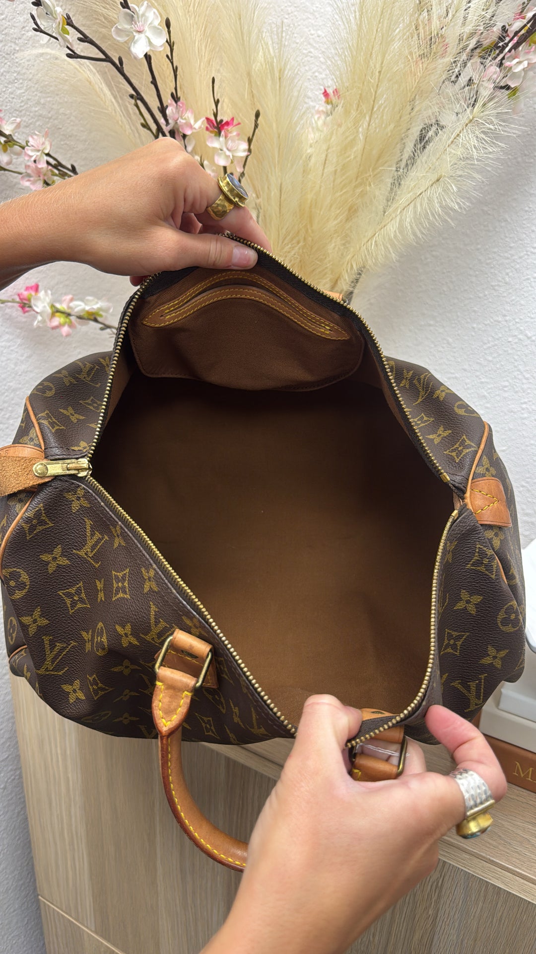Louis Vuitton Monogram Speedy 40 w/Lock + Key