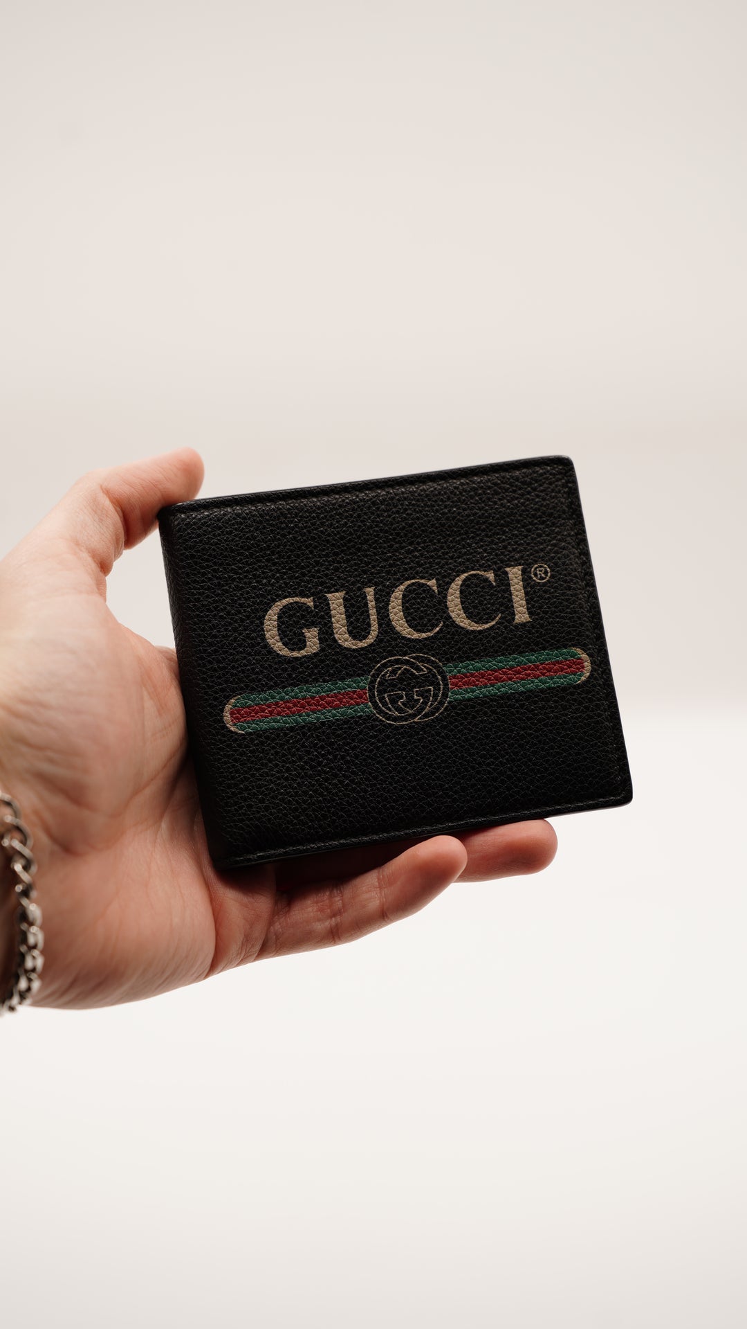 Gucci Vintage Logo Calf Leather Bifold Wallet Black