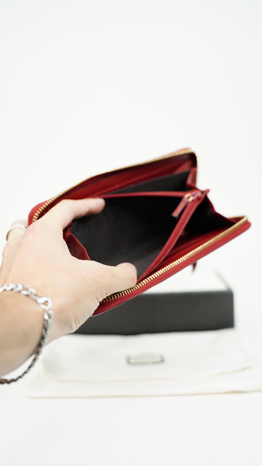 Gucci GG Marmont Leather Long Zippy Wallet Red BM46