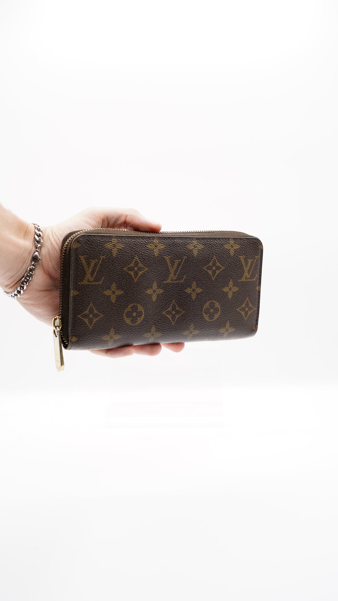 Louis Vuitton Monogram Long Zippy Wallet HI29