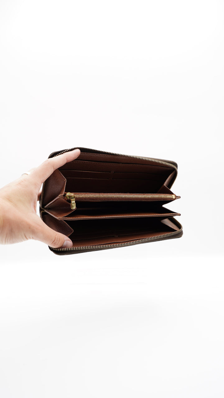 Louis Vuitton Monogram Long Zippy Wallet HI29