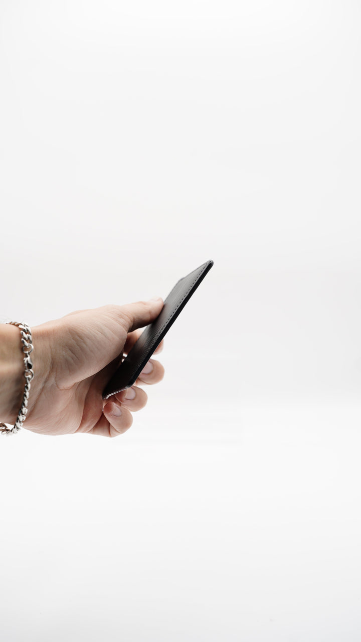 Louis Vuitton Epi Black Card Holder MK27