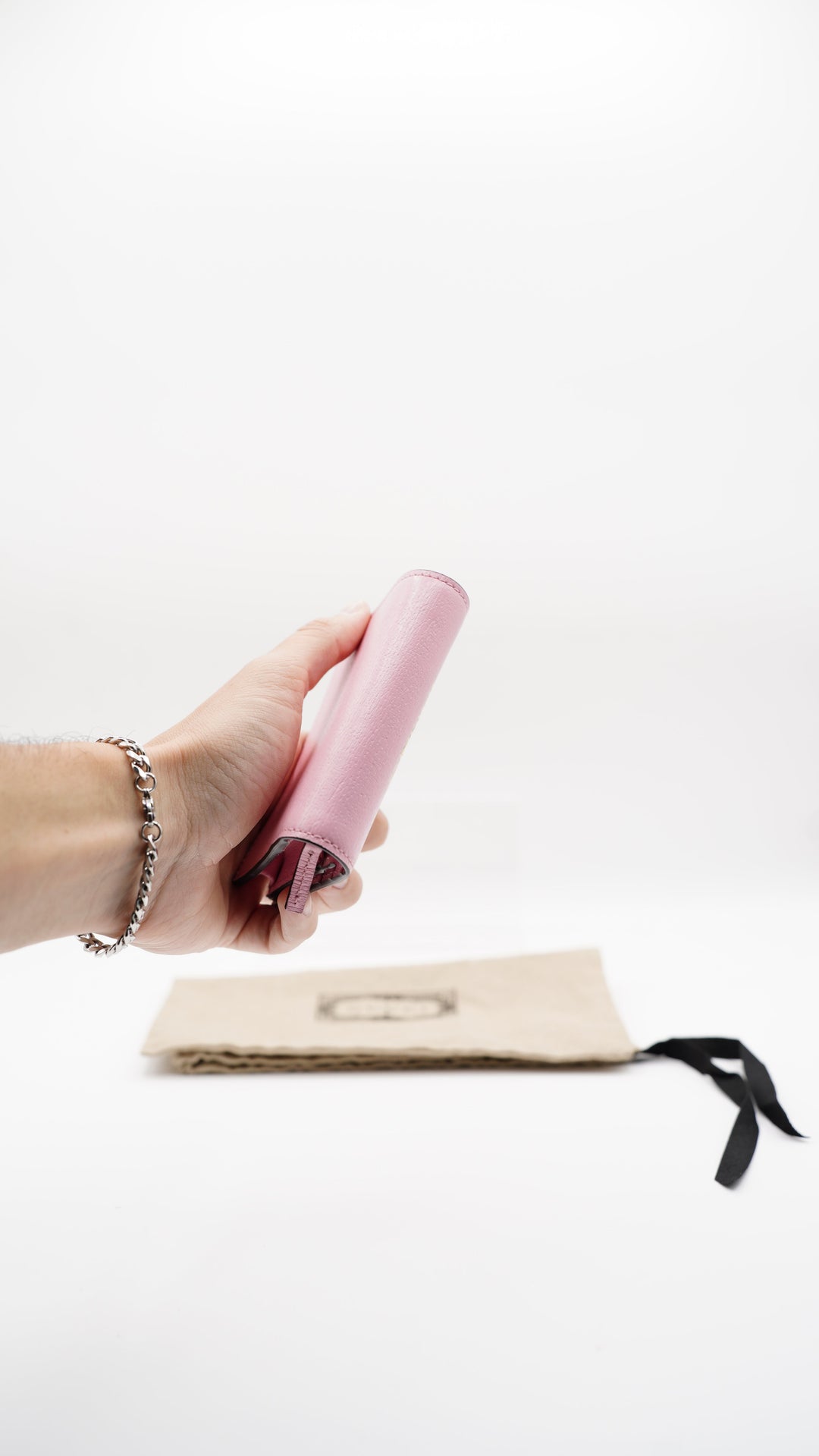 Gucci Leather Compact Single Snap Wallet Pink MK2