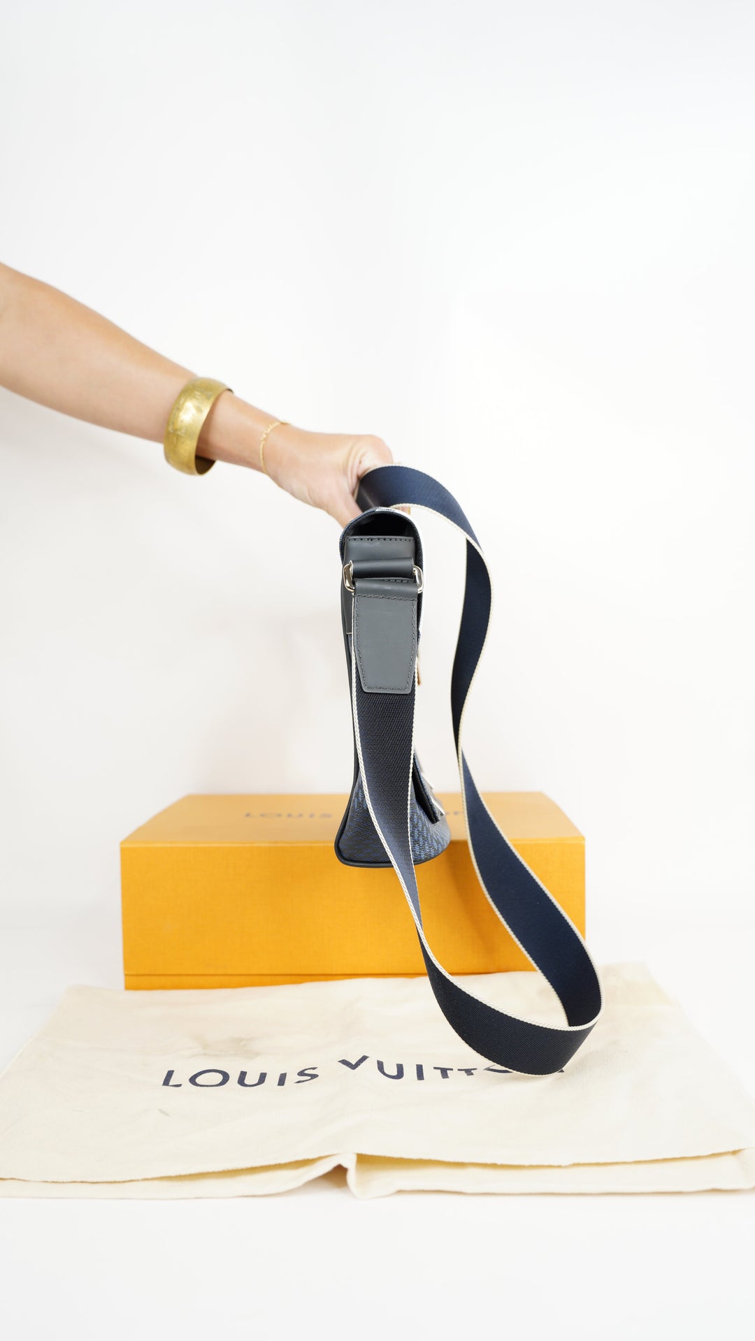 Louis Vuitton Damier Cobalt Latitude District PM Crossbody Bag Navy Blue SS42